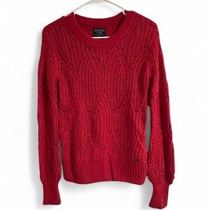 Abercrombie & Fitch Knit Sweater